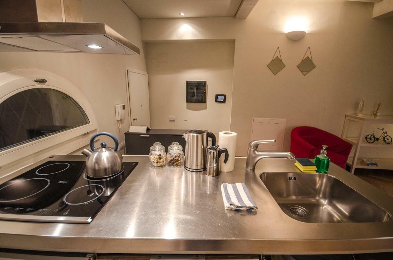 Azeglio Apartment, A Due Passi Da Piazza Maggiore Bologna Luaran gambar