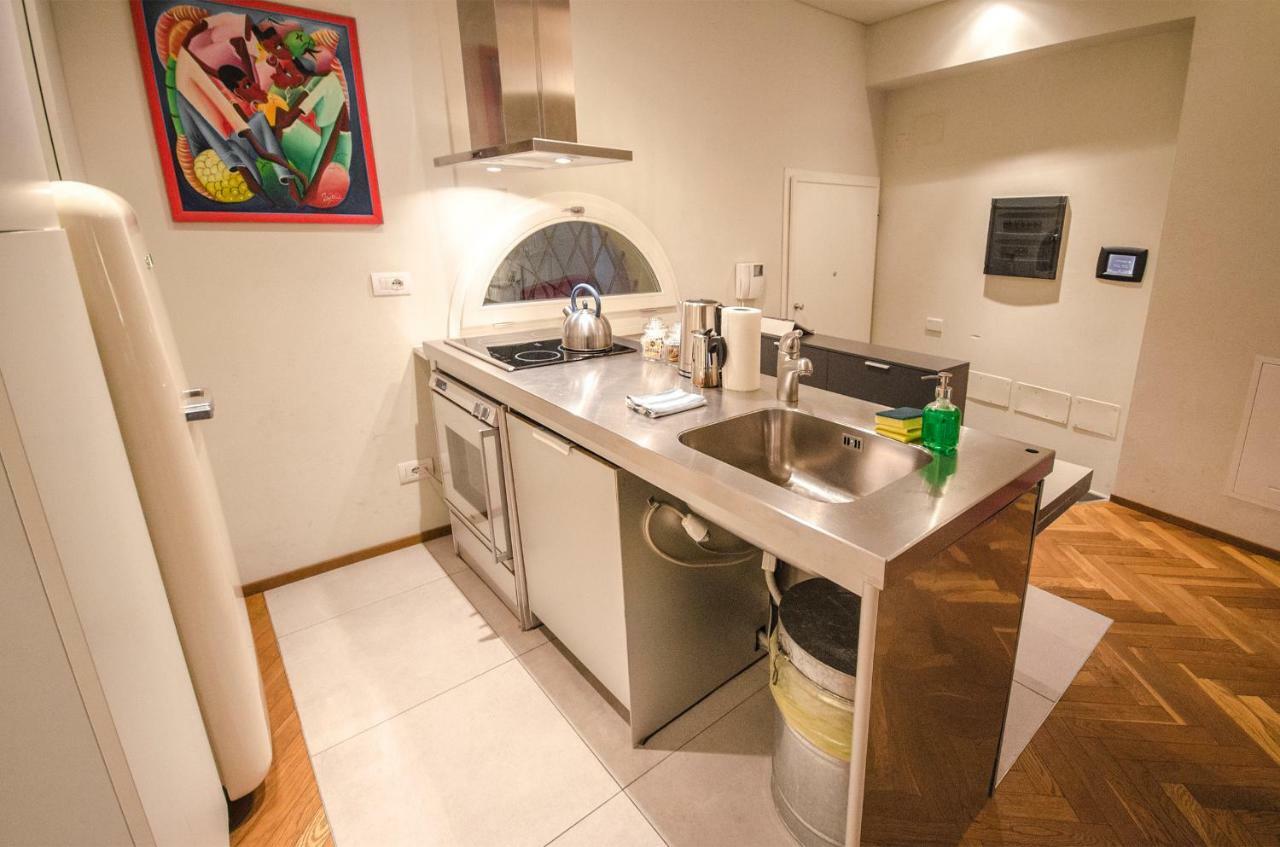 Azeglio Apartment, A Due Passi Da Piazza Maggiore Bologna Luaran gambar