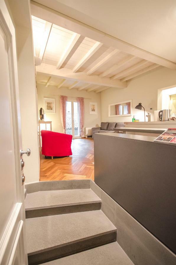 Azeglio Apartment, A Due Passi Da Piazza Maggiore Bologna Luaran gambar