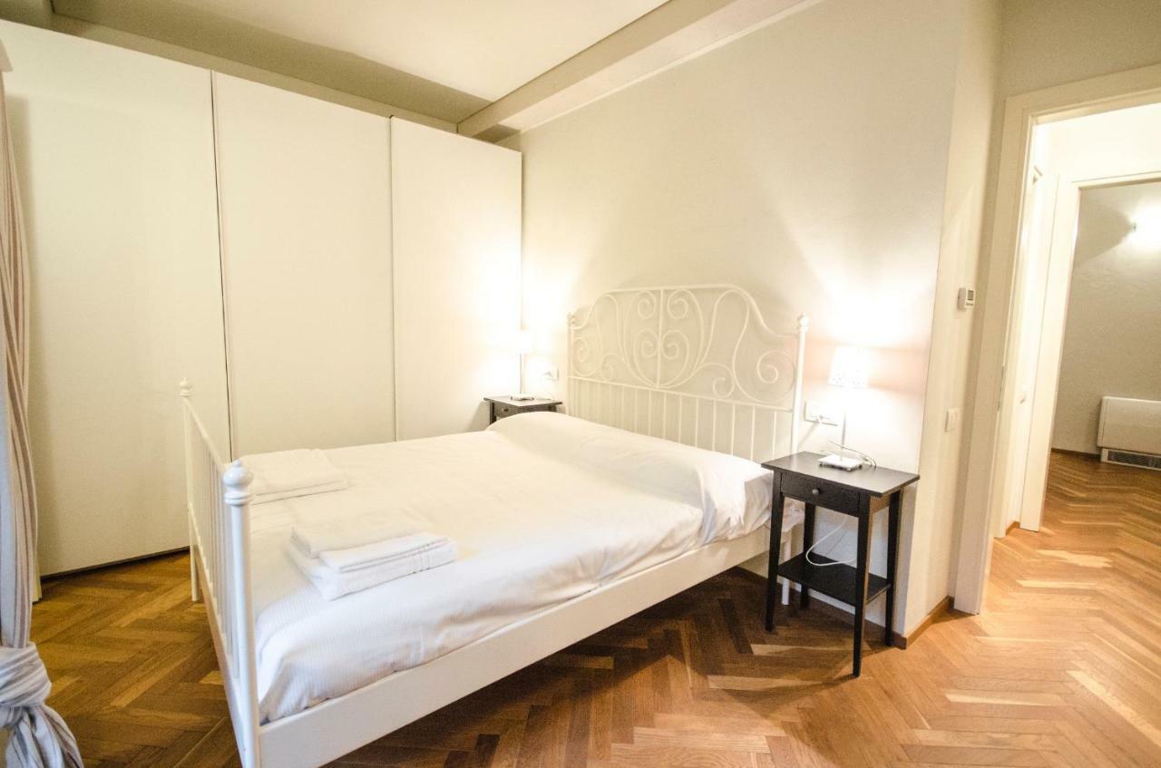 Azeglio Apartment, A Due Passi Da Piazza Maggiore Bologna Luaran gambar