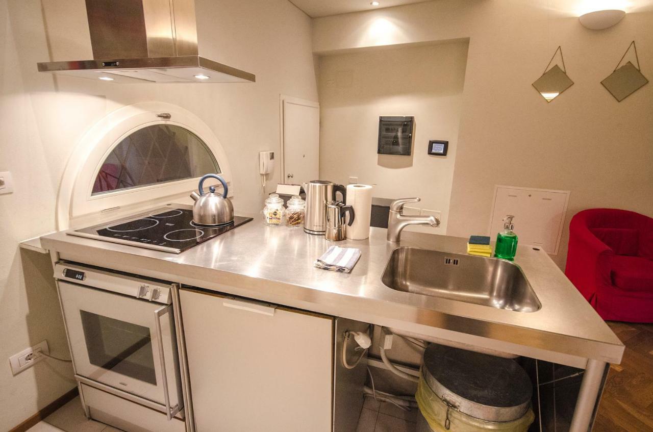 Azeglio Apartment, A Due Passi Da Piazza Maggiore Bologna Luaran gambar