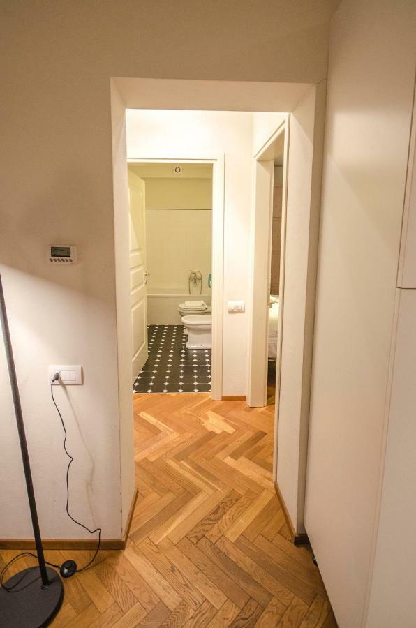 Azeglio Apartment, A Due Passi Da Piazza Maggiore Bologna Luaran gambar